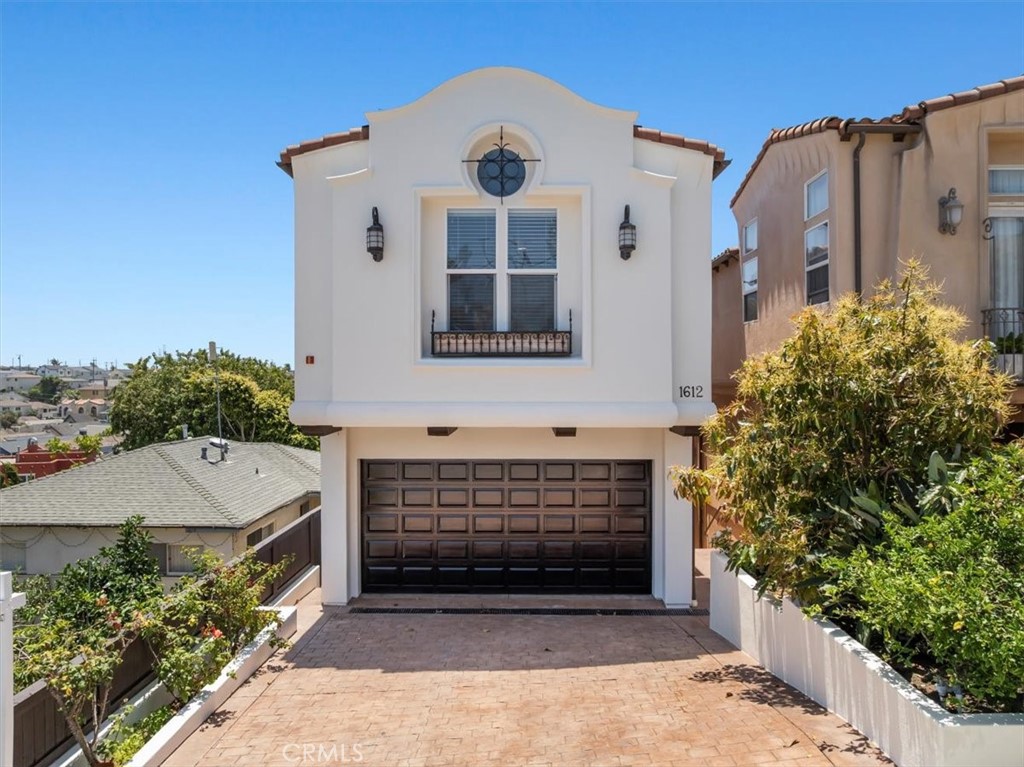 1612 Speyer Lane Property Photo 2