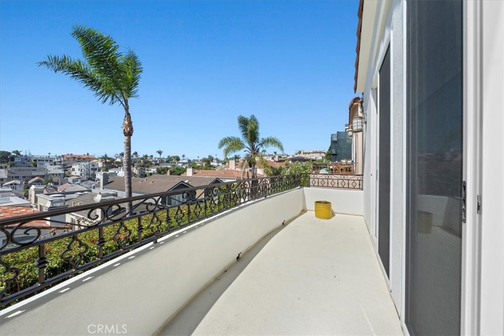 1612 Speyer Lane Property Photo 8