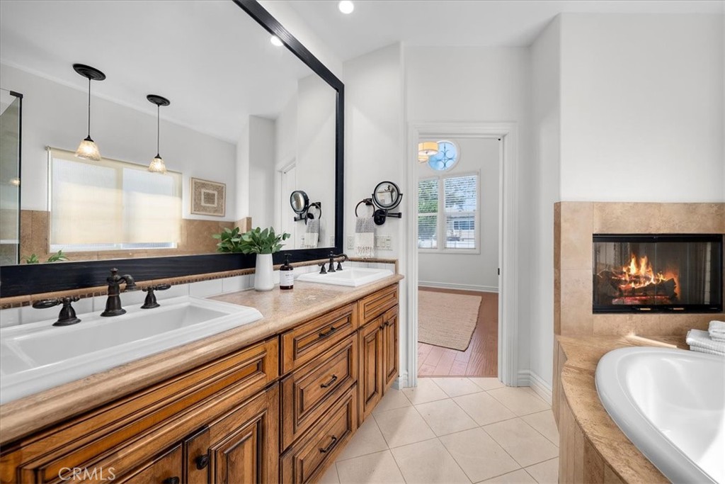 1612 Speyer Lane Property Photo 22