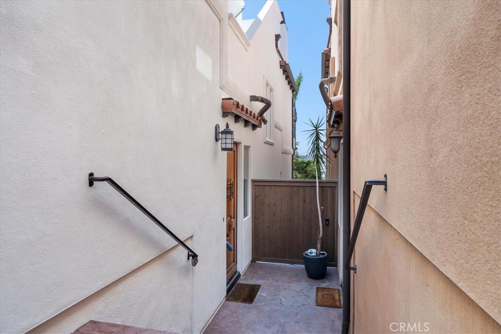 1612 Speyer Lane Property Photo 45