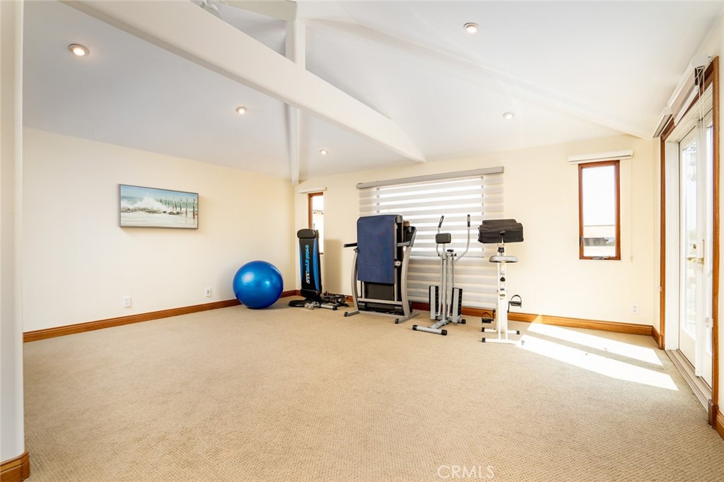16735 Bayview Drive Property Photo 8