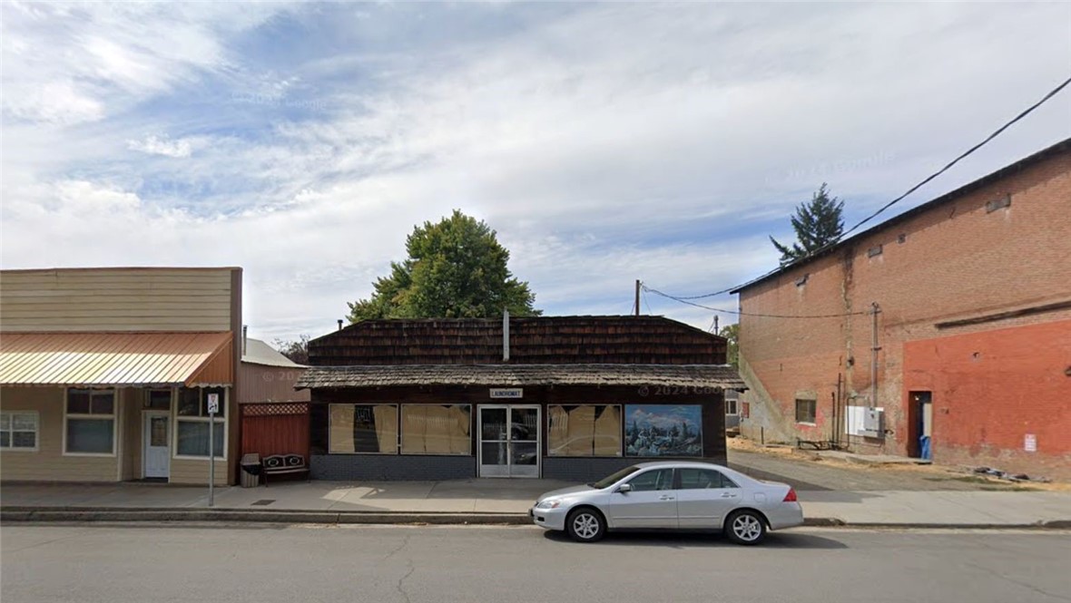 11807 Main Street Property Photo 2