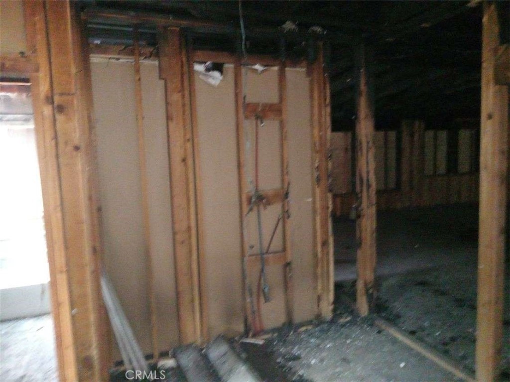 11807 Main Street Property Photo 15