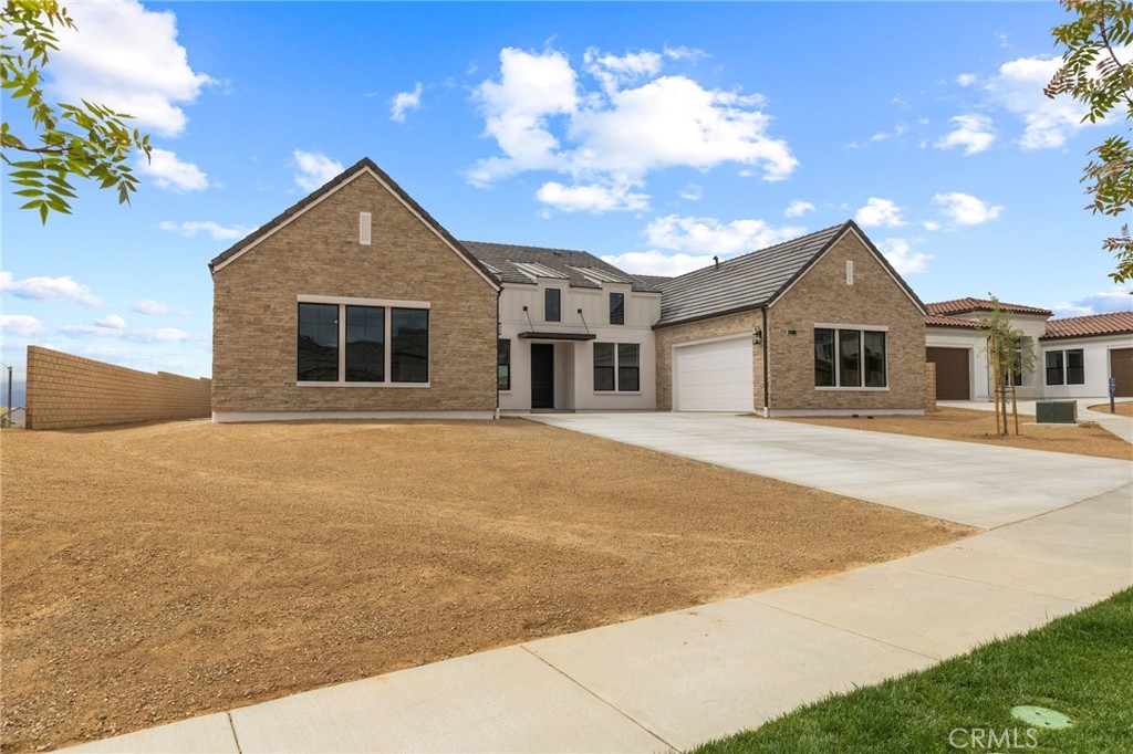 24102 W Corte Vigo Property Photo 2