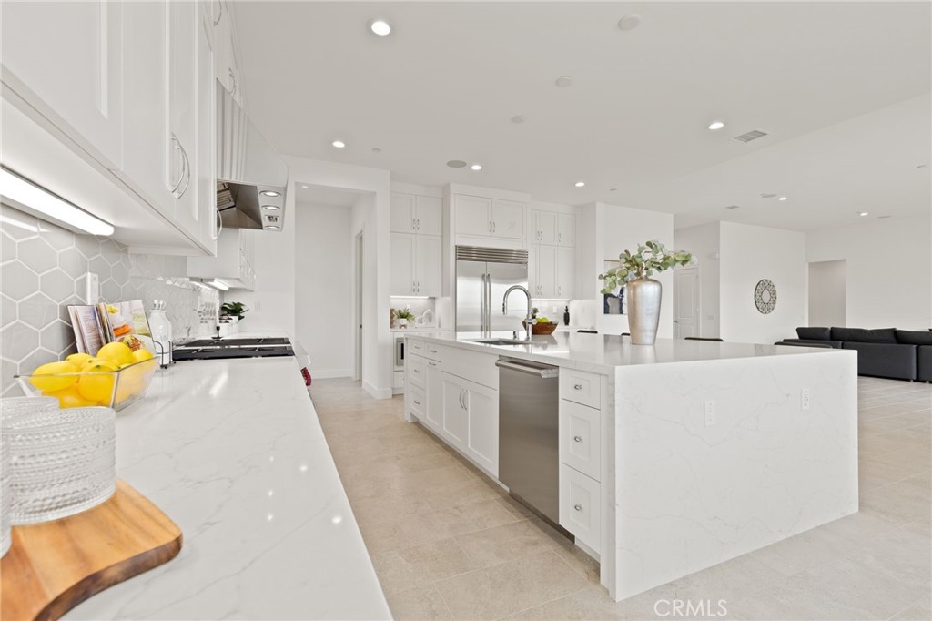 24102 W Corte Vigo Property Photo 6