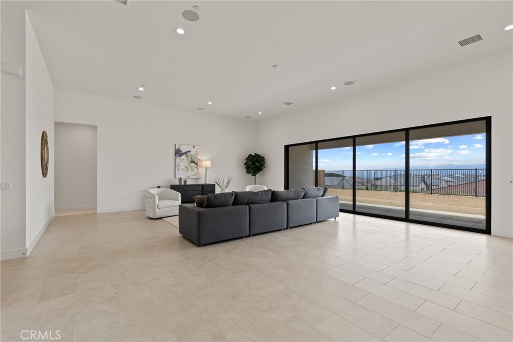 24102 W Corte Vigo Property Photo 13