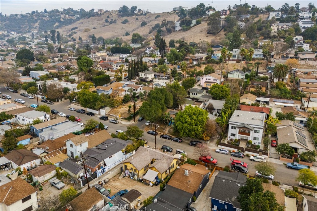 634 Romulo Street Property Photo 4