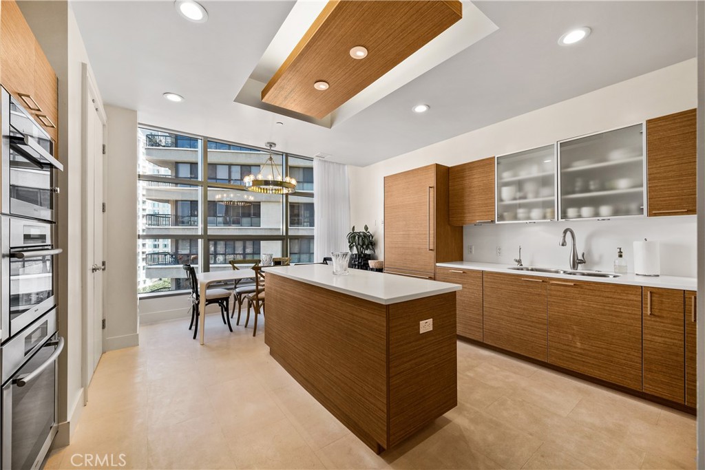 10776 Wilshire Boulevard 901 Property Photo 11