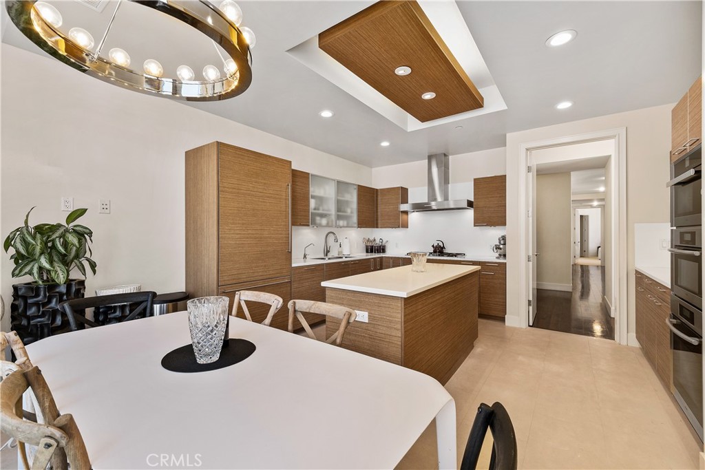 10776 Wilshire Boulevard 901 Property Photo 19