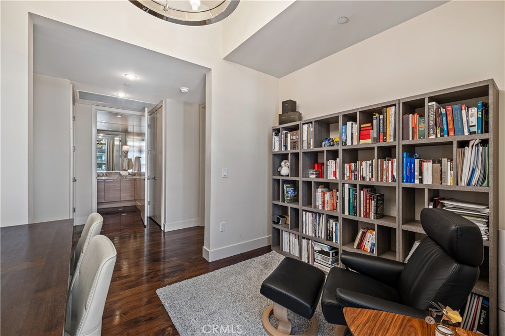 10776 Wilshire Boulevard 901 Property Photo 25