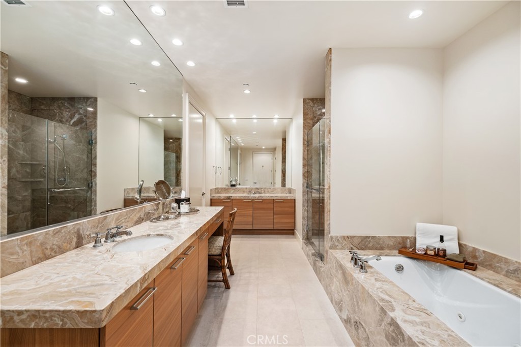 10776 Wilshire Boulevard 901 Property Photo 30