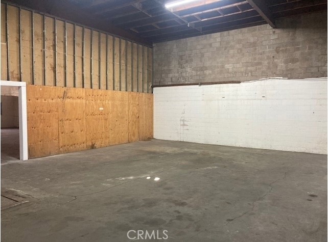 925 S Vancouver Avenue Property Photo 8