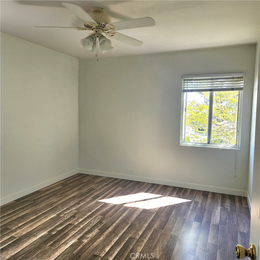 7106 Flight Avenue Property Photo 5