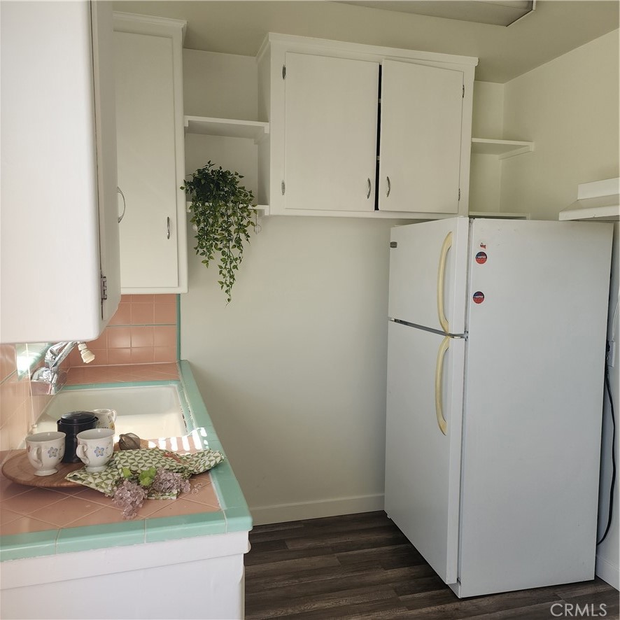 7106 Flight Avenue Property Photo 8