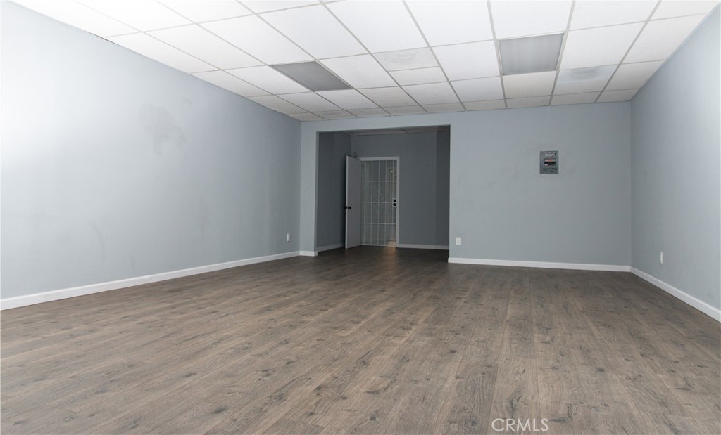 5445 Atlantic Avenue Property Photo 4