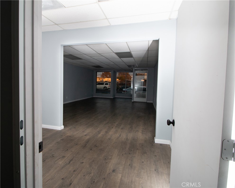 5445 Atlantic Avenue Property Photo 6