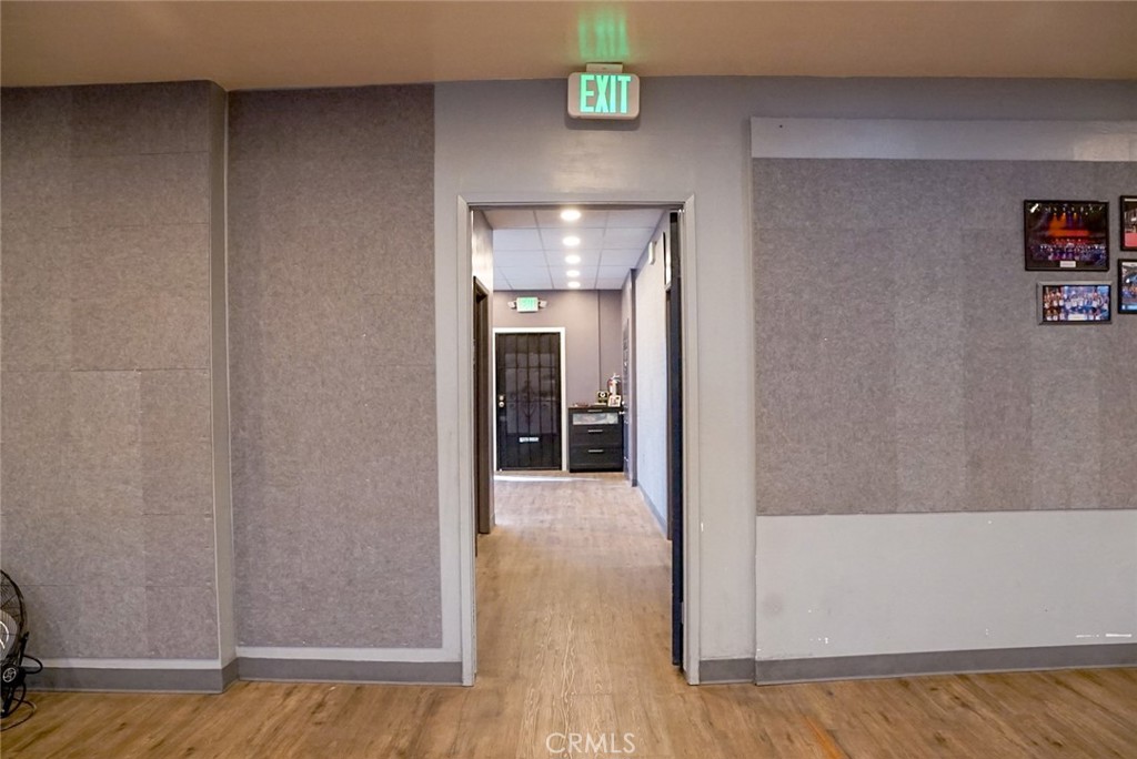 1224 S Garey Avenue Property Photo 6