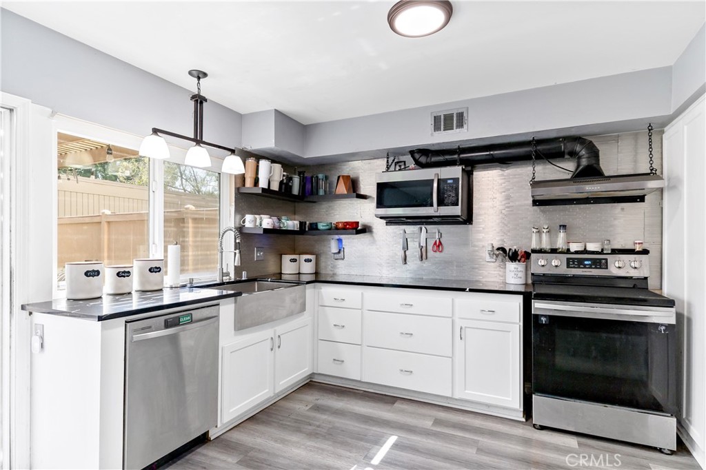 4045 Via Encinas Property Photo