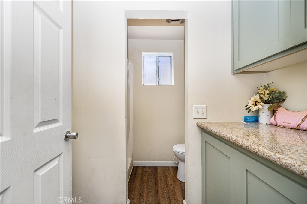 171 N Cypress Street Property Photo 21