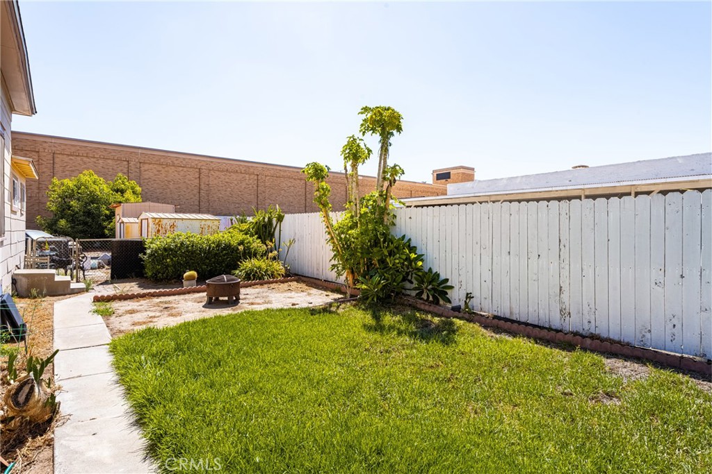 171 N Cypress Street Property Photo 37