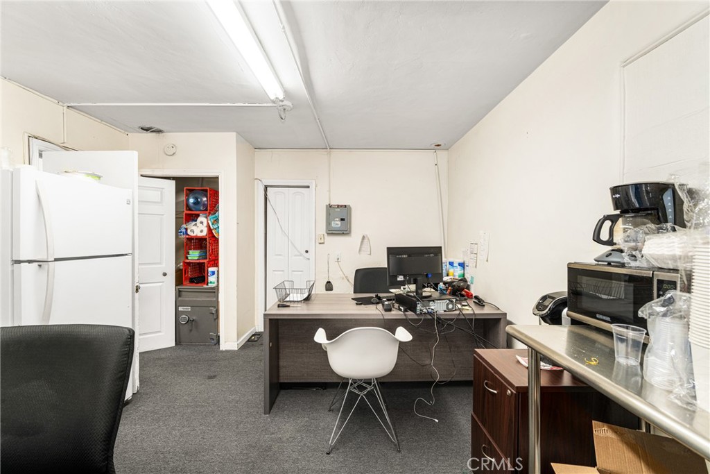 1106 W Santa Ana Boulevard Property Photo 8