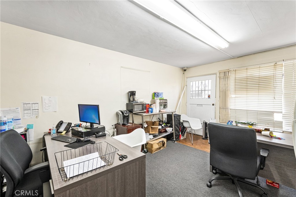 1106 W Santa Ana Boulevard Property Photo 10