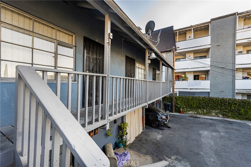 1106 W Santa Ana Boulevard Property Photo 23