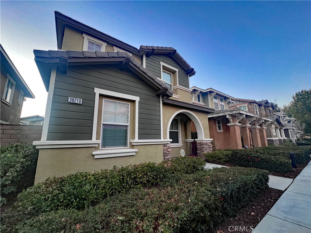 38210 Rioja Court Property Photo 1