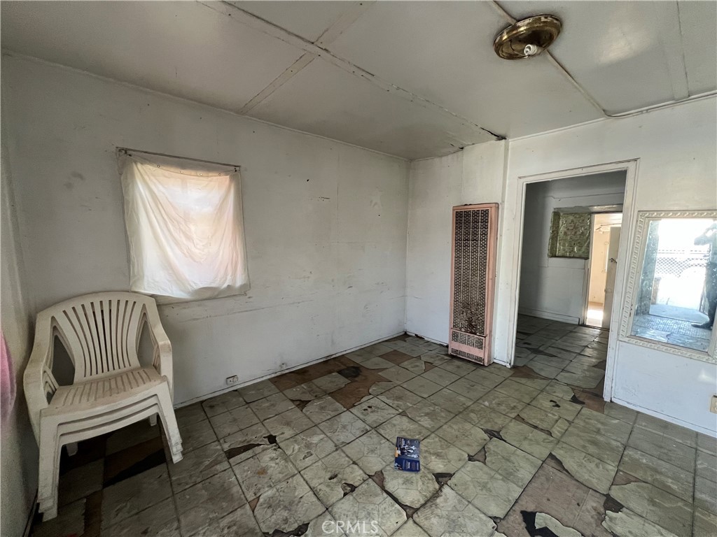 2424 E Stockwell Street Property Photo 5