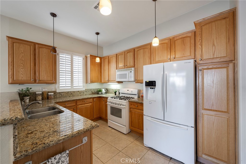 6253 Turnberry Drive Property Photo 14
