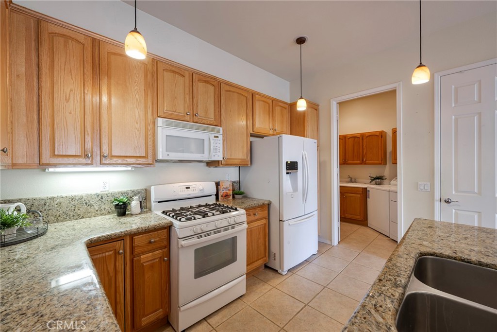 6253 Turnberry Drive Property Photo 17