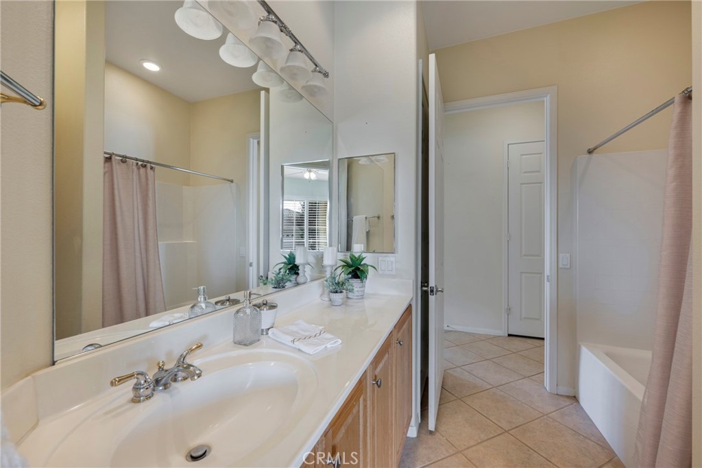 6253 Turnberry Drive Property Photo 22