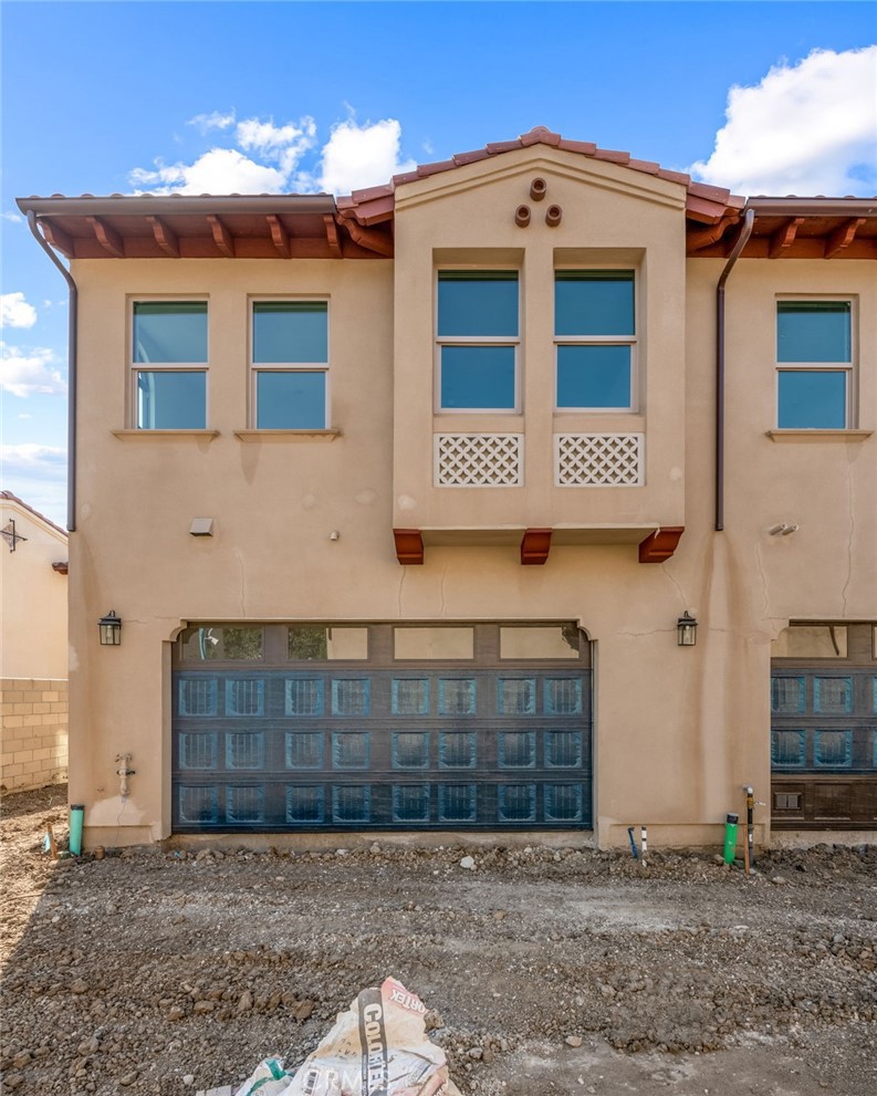 802 Francesca Property Photo 1