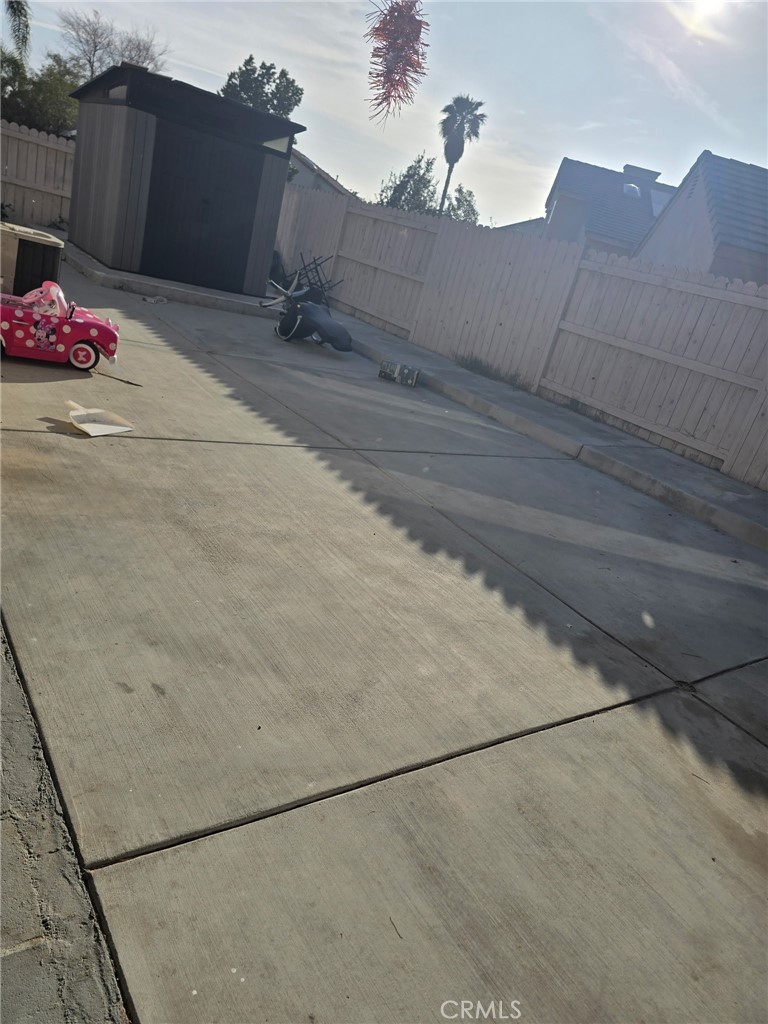 1208 N Fillmore Avenue Property Photo 3