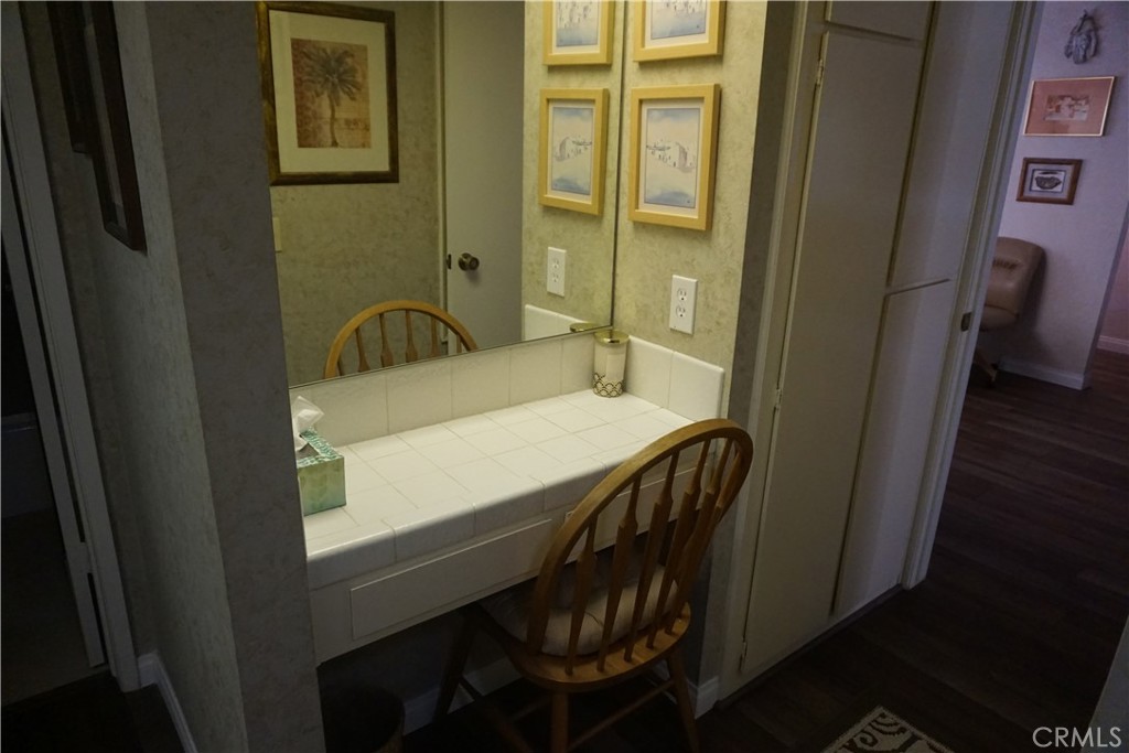 1407 N Sunrise Way 25 Property Photo 13