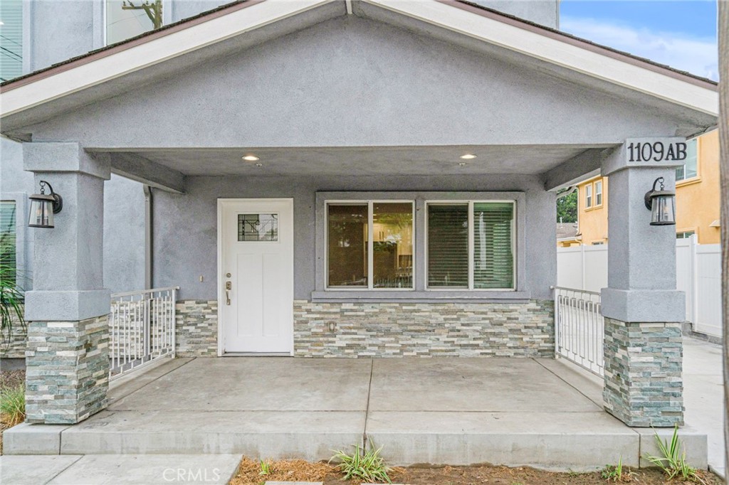 1109 N. Mulberry Property Photo 6