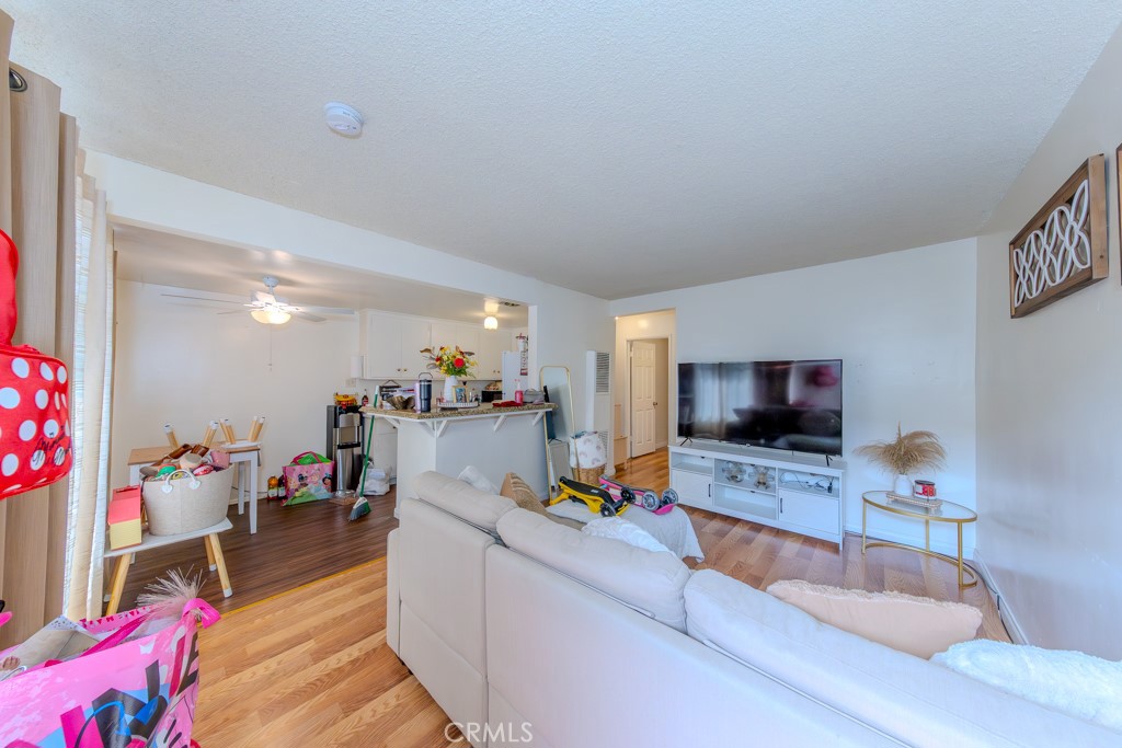 902 S Fann Street Property Photo 6