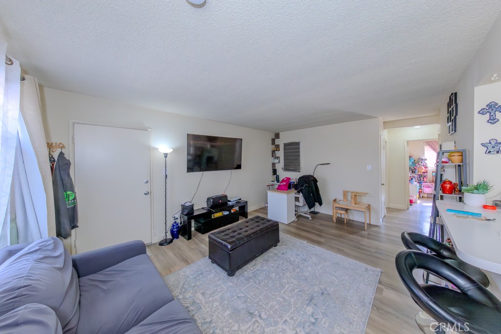 902 S Fann Street Property Photo 11
