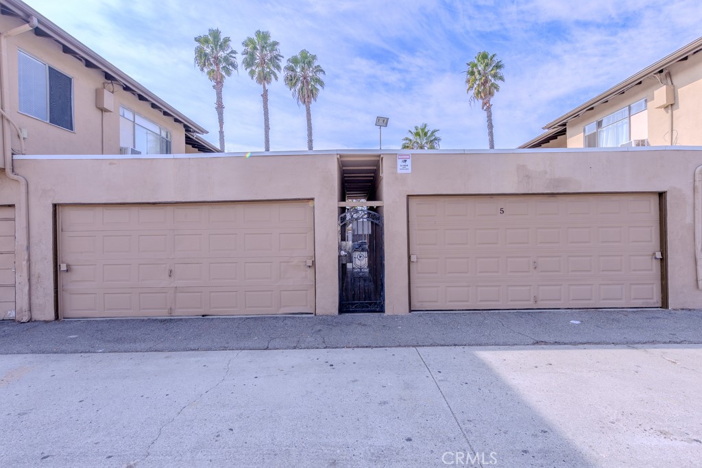 902 S Fann Street Property Photo 28