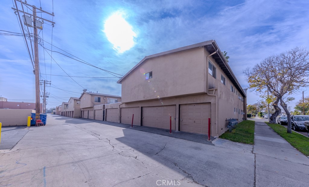 902 S Fann Street Property Photo 30