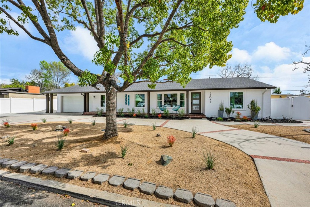 13042 Newhaven Drive Property Photo
