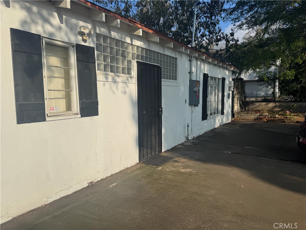 5132 Sepulveda Avenue Property Photo