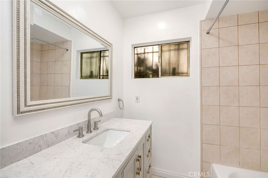 4376 W 134th Street Property Photo 13