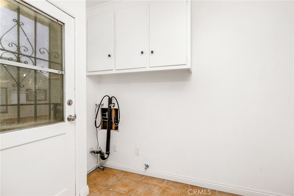 4376 W 134th Street Property Photo 23