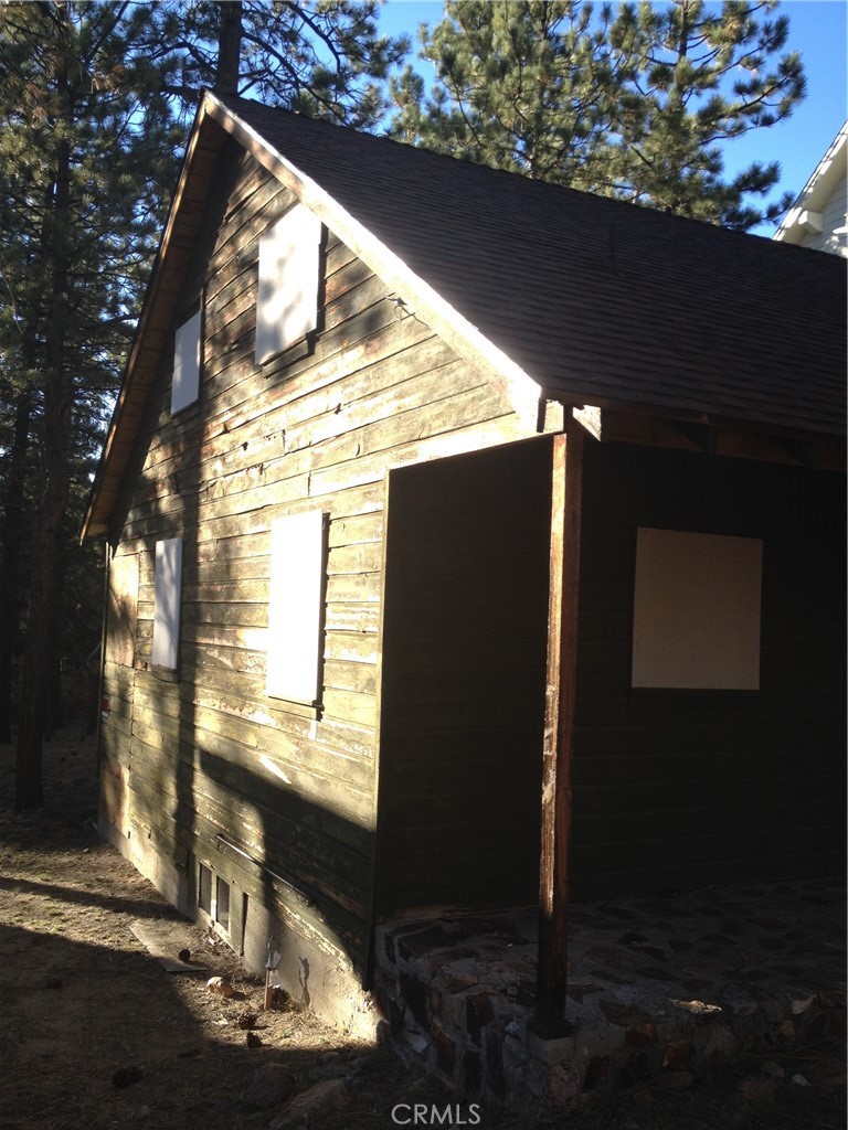 214 Knoll Road Property Photo 2