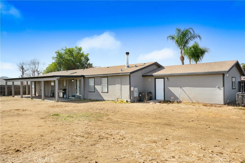 30550 Stern Drive Property Photo 4