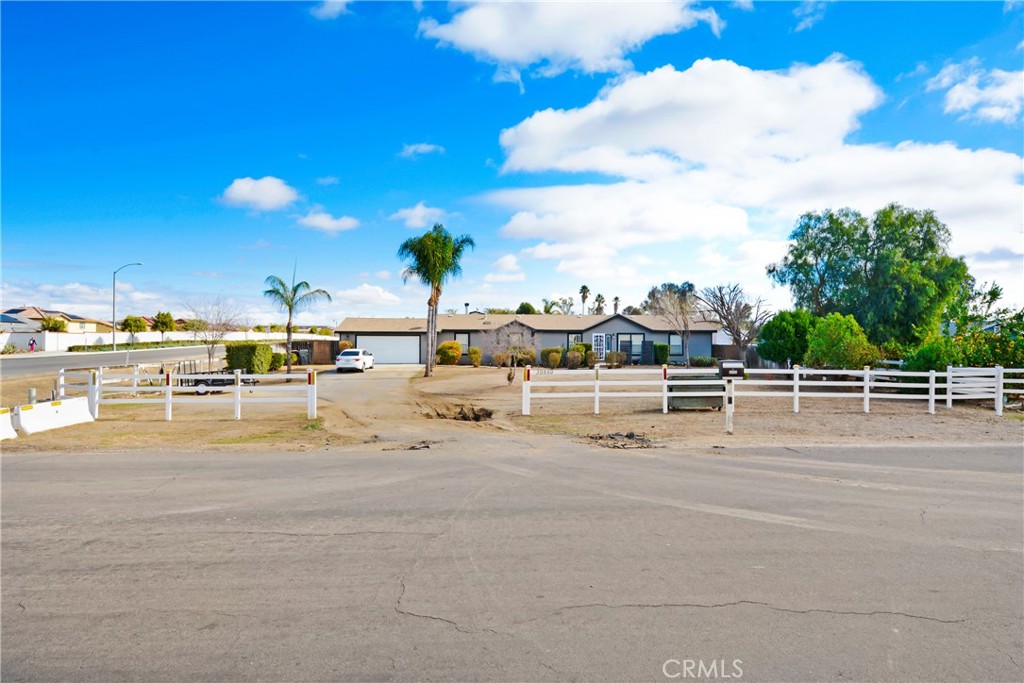 30550 Stern Drive Property Photo 11
