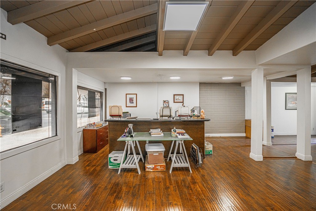 6286 Beach Boulevard Property Photo 6