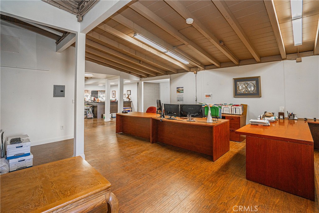 6286 Beach Boulevard Property Photo 14