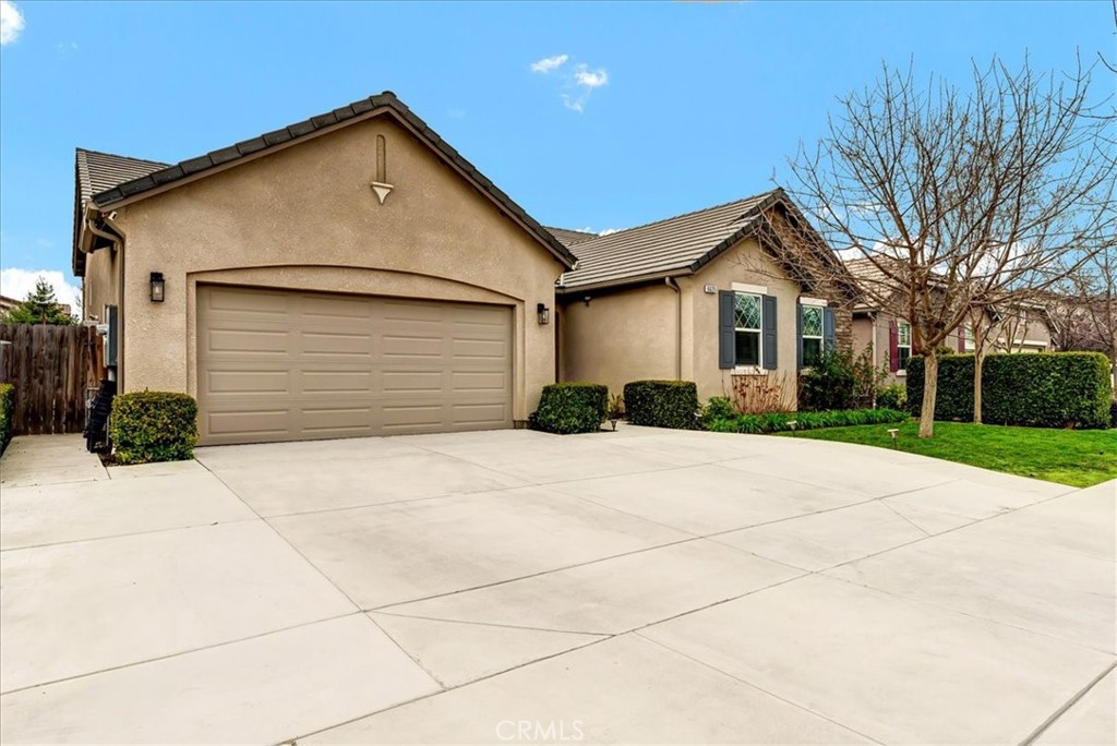 6625 W Vine Court Property Photo